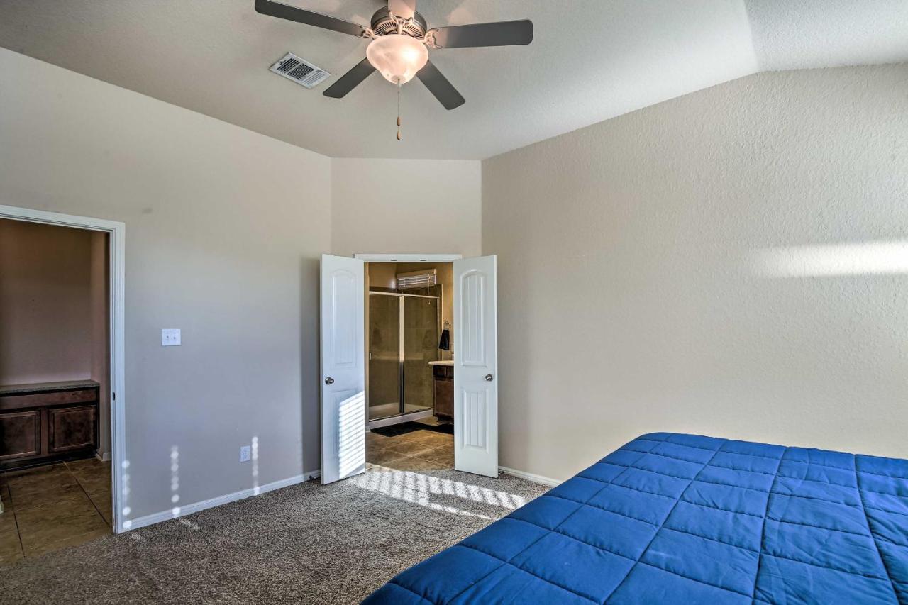 San Antonio Home With Yard About 8 Mi To Lackland! エクステリア 写真