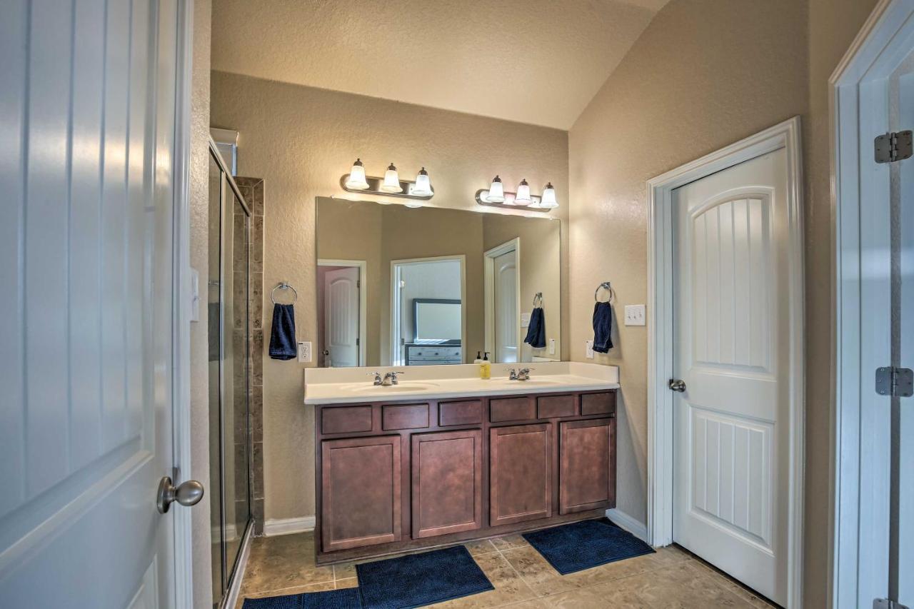 San Antonio Home With Yard About 8 Mi To Lackland! エクステリア 写真