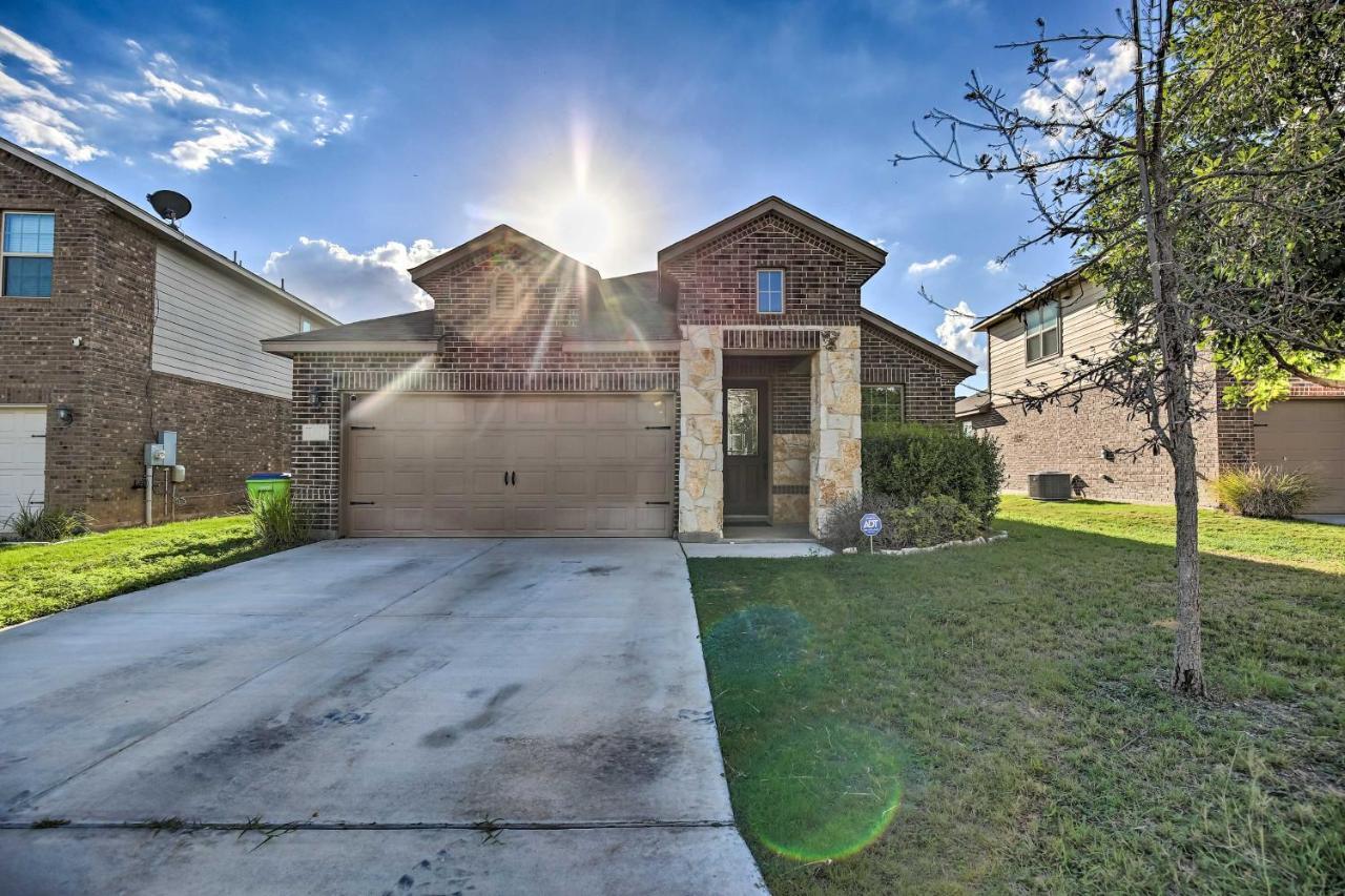 San Antonio Home With Yard About 8 Mi To Lackland! エクステリア 写真