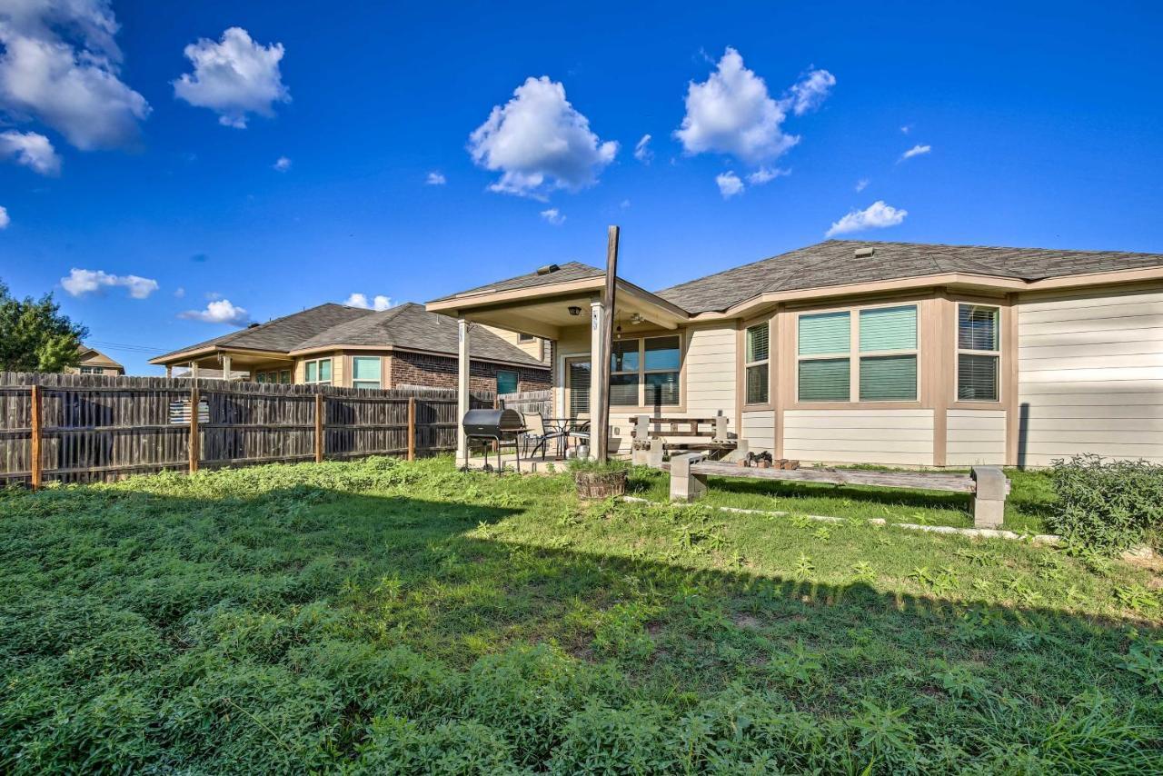 San Antonio Home With Yard About 8 Mi To Lackland! エクステリア 写真